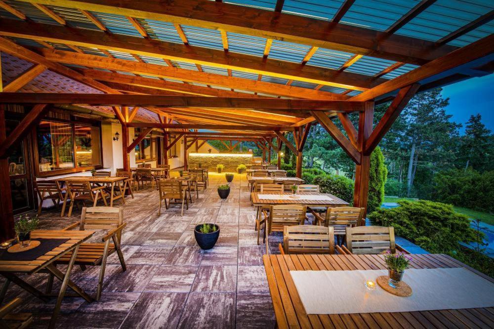 Hotel Berounka Hrebecniky Εξωτερικό φωτογραφία
