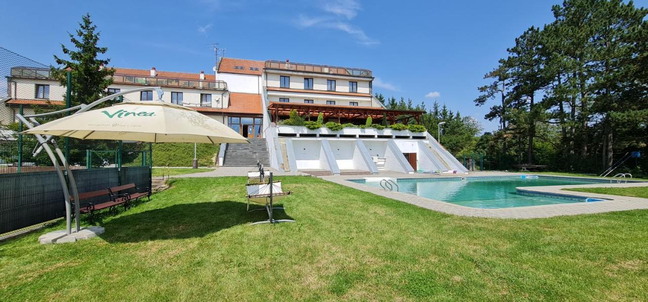 Hotel Berounka Hrebecniky Εξωτερικό φωτογραφία
