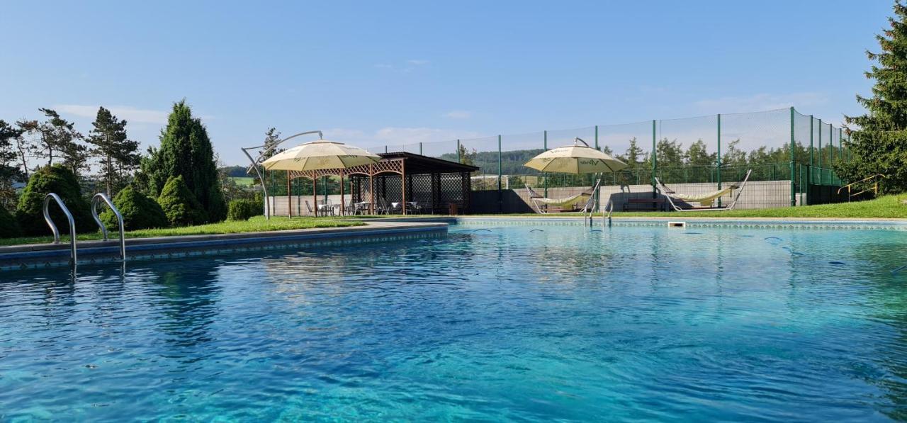 Hotel Berounka Hrebecniky Εξωτερικό φωτογραφία