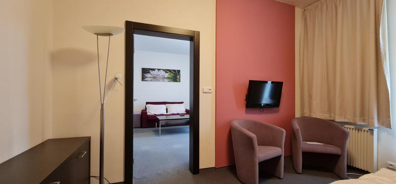 Hotel Berounka Hrebecniky Εξωτερικό φωτογραφία